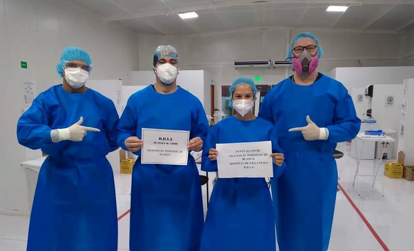 En terapia, 15 médicos y 13 enfermeras graves - Noticiero Paraguay