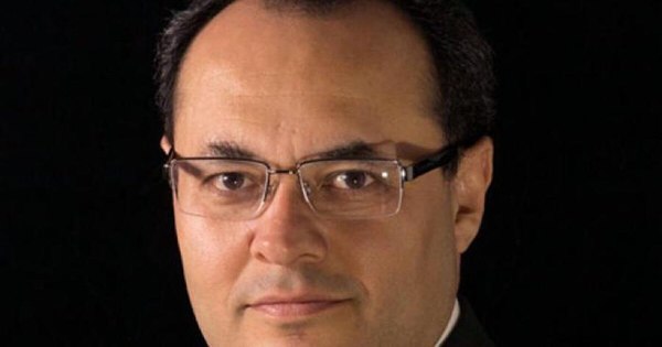La Nación / Presidente ejecutivo de la CAF se retira