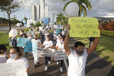 Padres piden un retorno “voluntario y gradual” a las escuelas en Panamá - Mundo - ABC Color