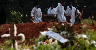 La Nación / Brasil registra récord de 3.251 muertos en un día