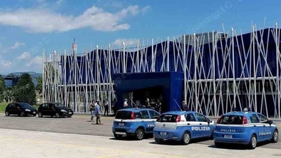 Encuentran casi 30 millones de vacunas escondidas en Italia y destinadas a Reino Unido | .::Agencia IP::.