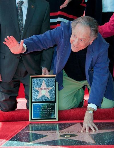 Muere George Segal, protagonista de “Who’s Afraid of Virginia Woolf?” - Cine y TV - ABC Color