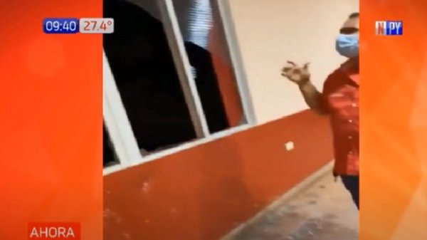 Colorados indignados por rotura de vidrio de Seccional durante detención de jefe de PCC | Noticias Paraguay