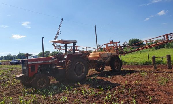 Tractorista muere electrocutado