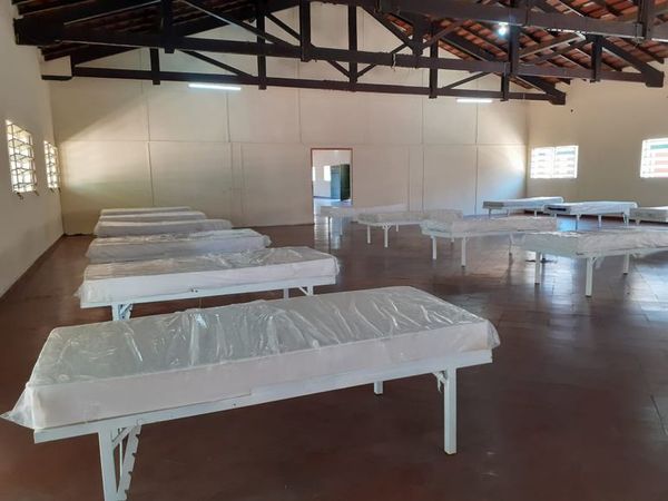 Instalan hospital de contingencia para pacientes con covid-19 en cuartel militar - Nacionales - ABC Color