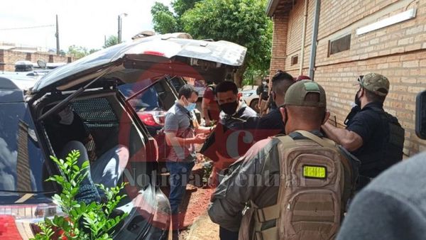 Miembros del PCC detenidos en el patio de la Seccional colorada 217 fueron expulsados del país