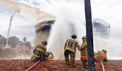 Petropar gastará más de G. 165 millones para identificar causas del incendio de su tanque - Nacionales - ABC Color