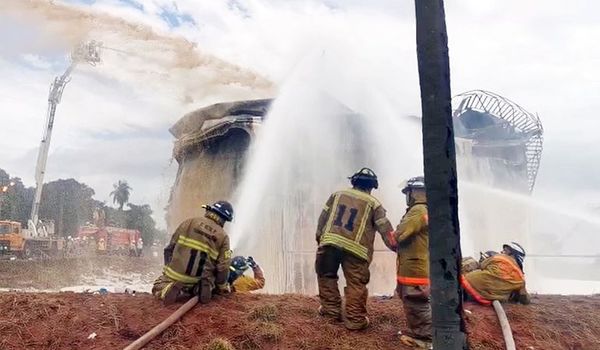Petropar gastará más de G. 165 millones para identificar causas del incendio de su tanque - Nacionales - ABC Color