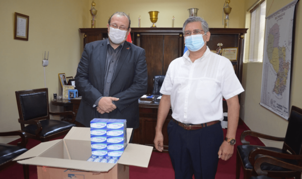 Laboratorio Guayaki dona cajas de Ivermectina a Guairá - Noticiero Paraguay