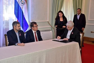 EBY y MOPC firman convenio para concretar obras viales - El Trueno