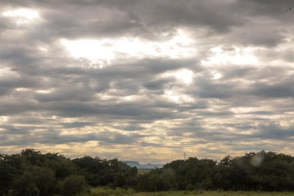 Jueves caluroso y nublado, según Meteorología | Ñanduti