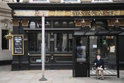 Londres valora si los pubs británicos deberían exigir certificados de vacunas - Mundo - ABC Color