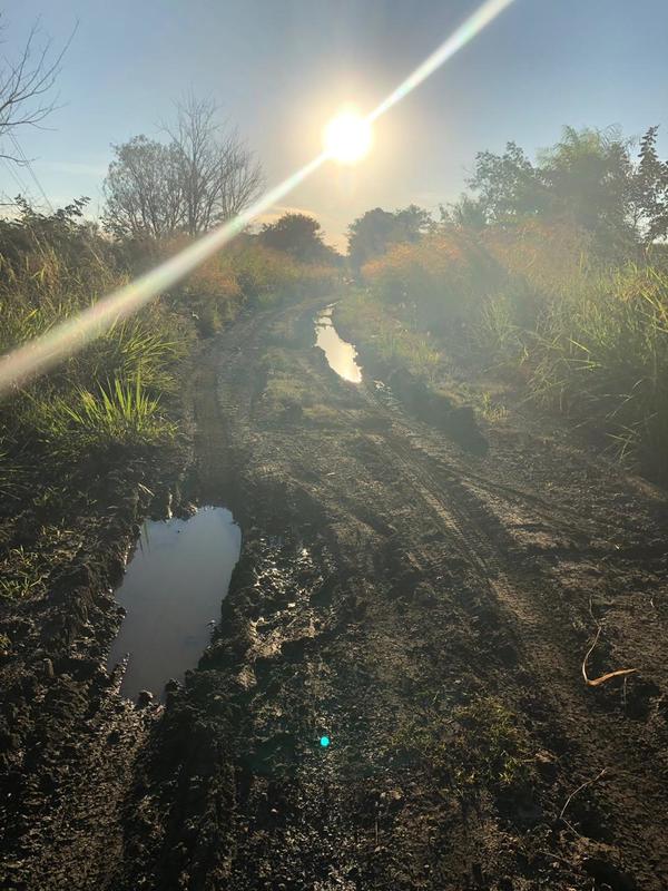 Saqueo de fondos públicos: así son los caminos que "arregla" Luis Aníbal Schupp en San Carlos del Apa - El Trueno