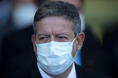 El jefe de Diputados de Brasil alerta sobre “espiral de errores” con la covid - Mundo - ABC Color