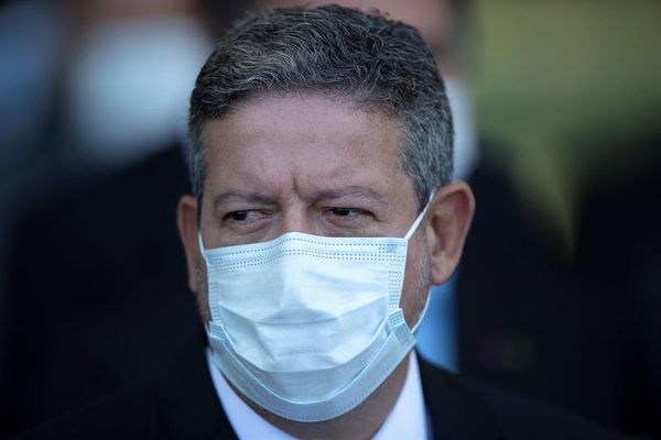 El jefe de Diputados de Brasil alerta sobre “espiral de errores” con la covid - Mundo - ABC Color