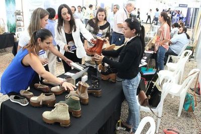 Mipymes anuncian que no acatarán nuevo decreto: “Si no se trabaja la gente va a morir” | Ñanduti