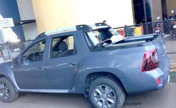 Abandonan camioneta presuntamente robada en el microcentro de CDE