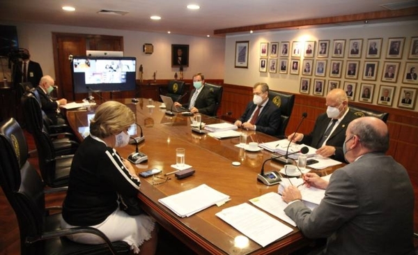 Diario HOY | Ministros de la Corte ya no quieren abogados mediocres que solo entorpecen los procesos