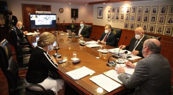 Ministros de la Corte ya no quieren abogados mediocres que solo entorpecen los procesos