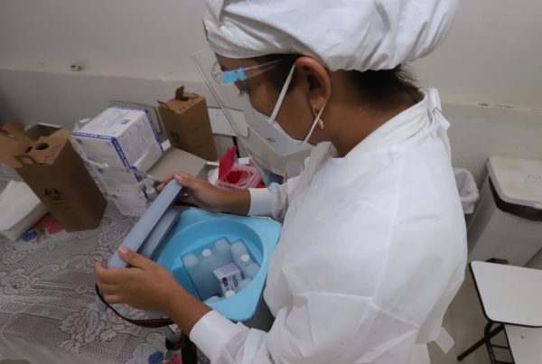 Taiwán ratifica apoyo para acceder a vacunas y anuncia donación de medicamentos