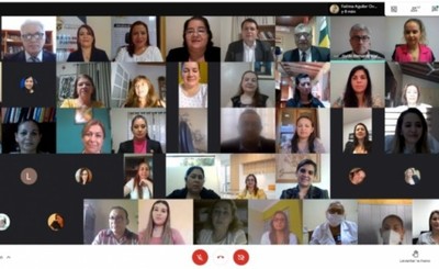 Facultad de Filosofía inicia Doctorado en Psicología con 47 alumnos