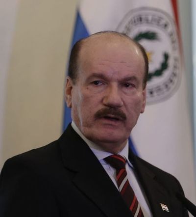 Ministro de Defensa asegura que grupos financiados son responsables de la violencia en manifestaciones