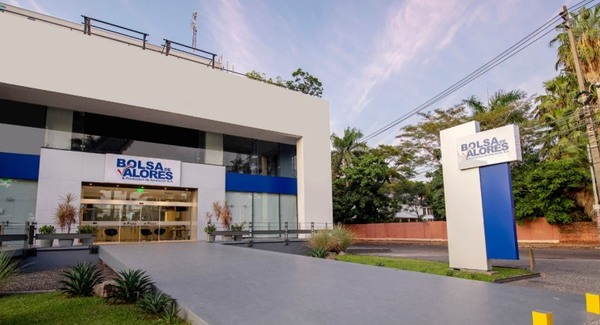 Acciones de BBVA y nuevas emisiones dinamizan operaciones en Bolsa