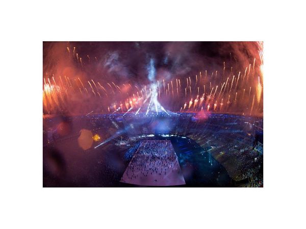 Maracaná llena de música y mucho color el cielo de Río