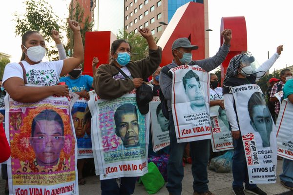 La Comisión de DD.HH. de México critica su propio informe del caso Ayotzinapa - MarketData