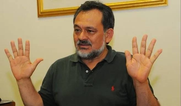 Diario HOY | Seccionaleros colorados apoyan la pérdida de investidura de Sixto Pereira