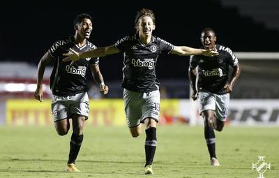 El paraguayo Matías Galarza marcó un golazo para el Vasco