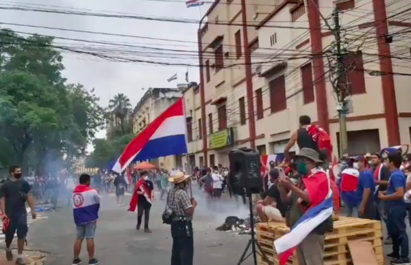 Desazón entre manifestantes de Ciudad del Este que vinieron a protestar a la capital - El Trueno