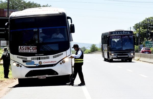 Paro de buses fuera de Área Metropolitana perjudicará a trabajadores - Nacionales - ABC Color