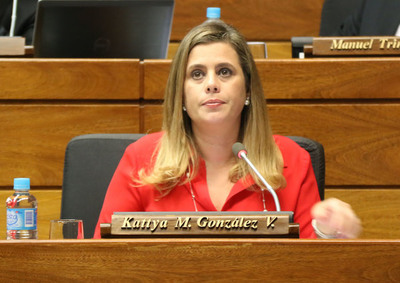 “No tengo padrino y no estoy afiliado a ningún partido”, dice empresario denunciado por Kattya González - Megacadena — Últimas Noticias de Paraguay