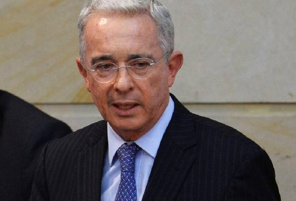 Expresidente Uribe resalta el gran desempeño de Paraguay en el campo económico durante la pandemia