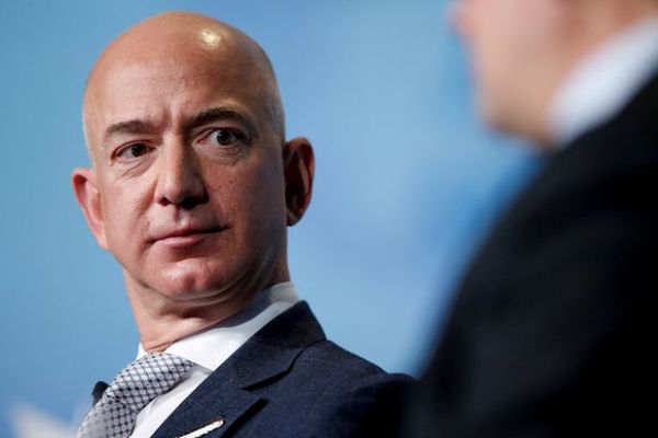 Por qué es tan importante escribir bien, según Jeff Bezos