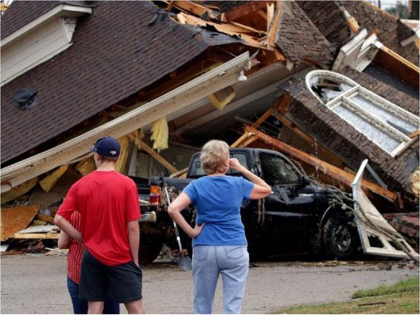 Al menos cinco muertos por un tornado en Alabama