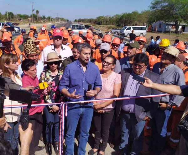 Mario Abdo inauguró hoy primeros 24 kms. de la Ruta Bioceánica - El Trueno