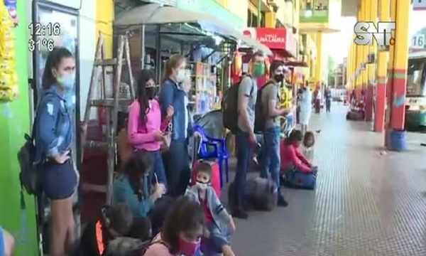 Éxodo de la inconsciencia en la terminal de ómnibus de Asunción - SNT