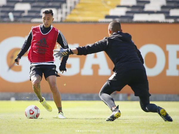 Campeonato chileno arranca en plena subida de la segunda ola de covid-19