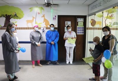 Paciente de 8 años de edad recibe alta médica luego del trasplante de médula » San Lorenzo PY