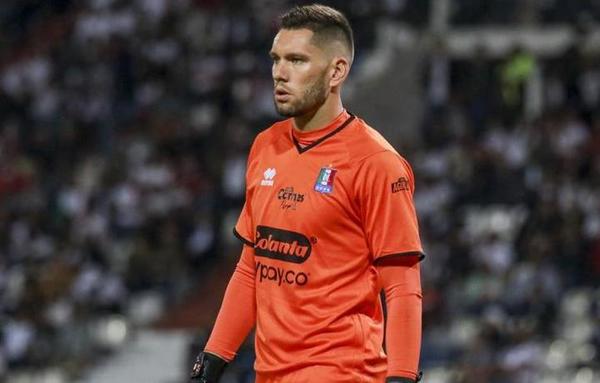 Cerro Porteño continúa negociando por Gerardo Ortiz