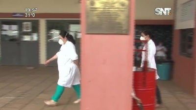 ¡EL COLMO! : Conflicto en vacunatorio en el Hospital de Clínicas. - SNT