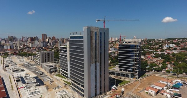 La Nación / Economía paraguaya cayó 0,6% en el 2020, según datos oficiales
