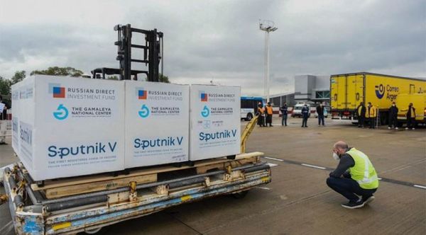 Argentina recibe 370.000 dosis más de la vacuna Sputnik V
