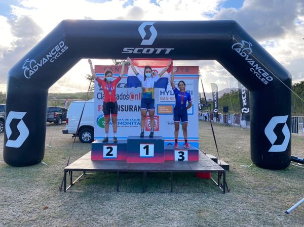 Paraguaya es campeona Sudamericana de Ciclismo | OnLivePy