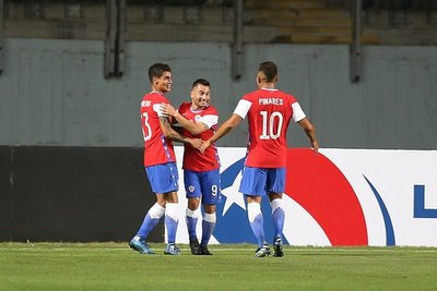 Lasarte tuvo un exitoso estreno como DT de la selección chilena