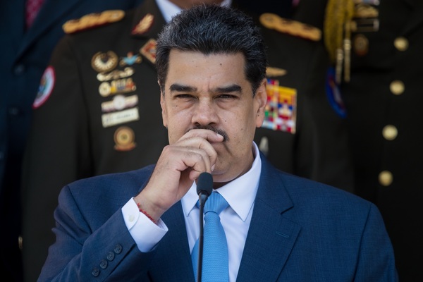 Facebook bloquea por un mes la cuenta de Maduro por "desinformar" sobre la covid - MarketData