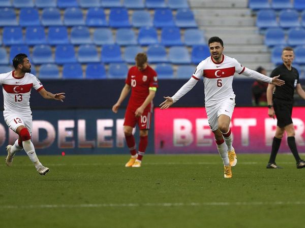 Turquía devora las ganas de Haaland y Odegaard