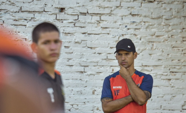 Diario HOY | Bajo el mando de Cachi Ferreira, el Aviador prepara el estreno en la Intermedia